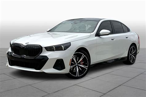Pre-Owned 2024 BMW 5 Series 530i 4dr Car in Houston #RCR73676 | Sterling McCall Lexus