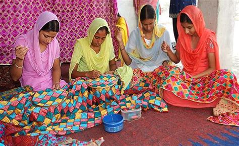 What to know before you buy your Phulkari.