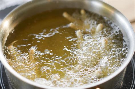 Dim Sum Chicken Feet - Hungry Huy