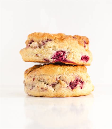 FRENCH VILLAGE RASPBERRY & WHITE CHOCOLATE SCONE (2 PACK) - Down Wholesale