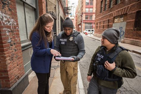 Immigration Enforcement Officers 的图像结果