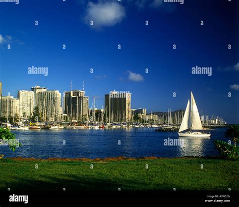 Yacht Club Hawaii at Liam Edgar blog