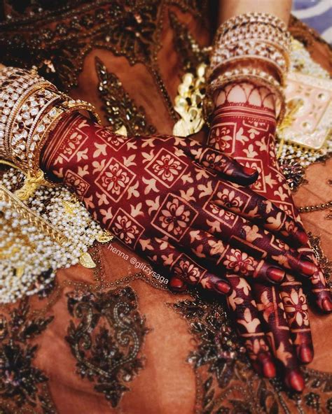 Best 100+ Full-hand Mehndi Design to Pick This Wedding Season