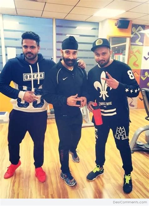 Shalini Talwar – Wife of Yo Yo Honey Singh - DesiComments.com