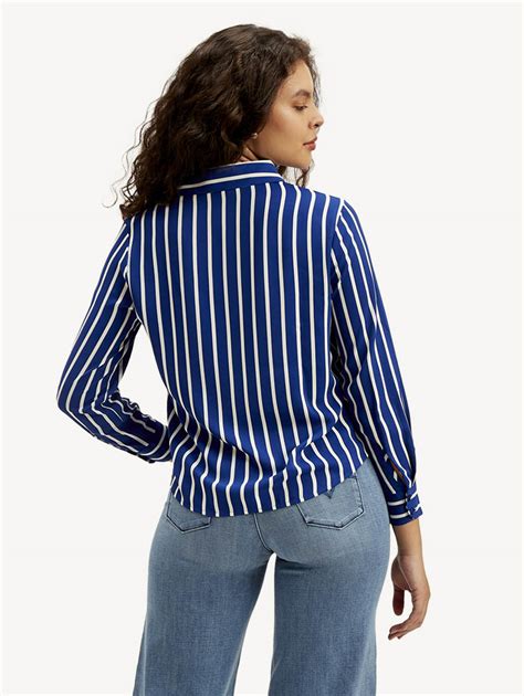 Women's Striped Spread Collar Shirt – Levis India Store