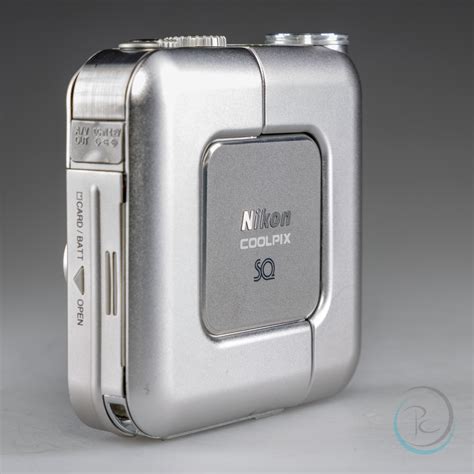 2003 година - Nikon Coolpix SQ