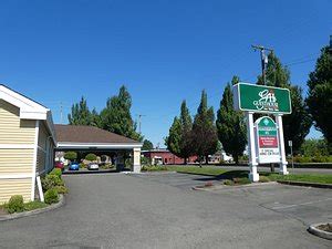 GUESTHOUSE ENUMCLAW - Hotel Reviews, Photos, Rate Comparison - Tripadvisor