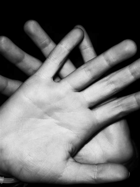 Relationship red flags to take notice of, as per experts | Times of India