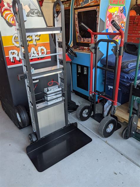 Moving Pinball Machine 的图像结果