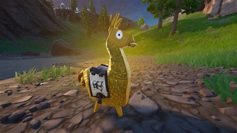 Where to find Golden Llamas in Fortnite