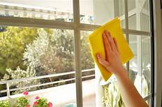 produit pour nettoyer les vitres sans traces la technique pour laver les vitres sans trace produit pour nettoyer les vitres sans traces la technique pour laver les vitres sans trace