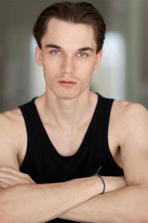 Teenage Modeling 的图像结果