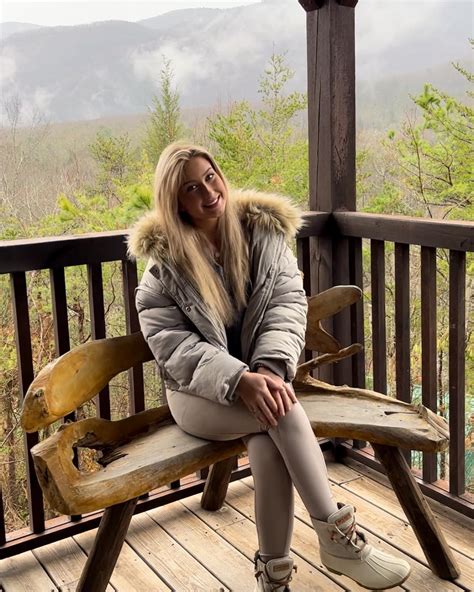 Hannah Stone (@hannah.lyric.stone) • Instagram photos and videos