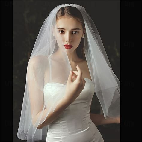 One-tier Comtemporary / Stylish / Classic Style Wedding Veil Elbow ...