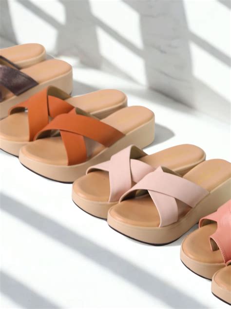 Latest Collection of Women Footwear & Bags ️ Comfort - Monrow – Monrow ...