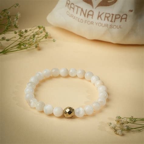 Buy Selenite Bracelet for Energy Purification – ratnakripa