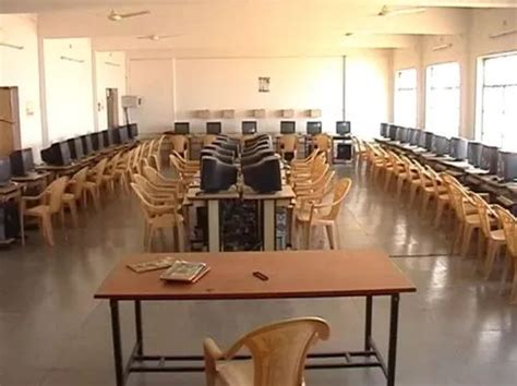 Safa College of Engineering and Technology Kurnool Campus: Photos ...
