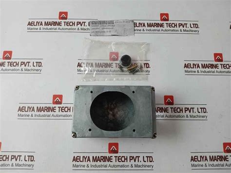 Legrand 529-39 Back Box For Surface Mounting Socket 3 Pole 529-34 ...