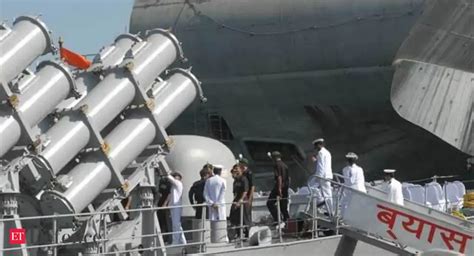 2 Indian Naval Warships INS Betwa & INS Beas dock at Iranian port - The ...