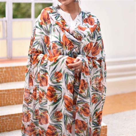 Buy Pure Silk Chiffon Dupattas Online | Studio Decorai