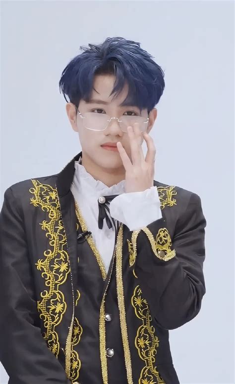 HÌNH NỀN CAPTAINBOY HOÀNG ĐỨC DUY trong 2025 | Ảnh nụ cười, Jack cười, Ảnh người nổi tiếng