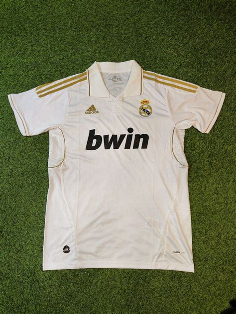 Retro Madrid 2011-12 Home Bwin Jersey