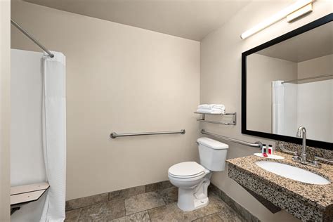 Baymont by Wyndham Buffalo | Buffalo, NY Hotels