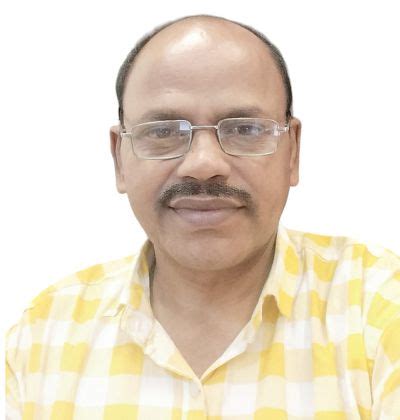 DR. VIJAY KUMAR SINHA - Chitkara University - Himachal Pradesh
