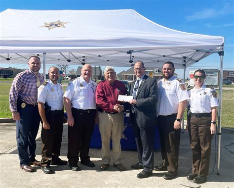 St. James Sheriff' Office donates to St. James ARC | L'Observateur