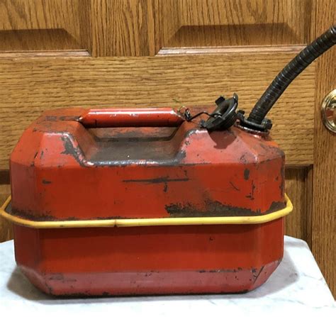 Vintage Blitz 1980's Marine Corps USMC 2 1/2 Gallon Gas Tank | #3914939511