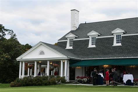 A Guide to Small Wedding Venues in CT - CT Wedding Photographer