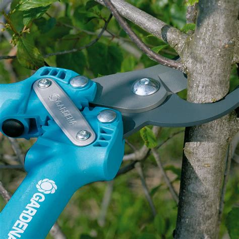 GARDENA Comfort Pruning Lopper 500 BL: Powerful pruning shears, bypass ...