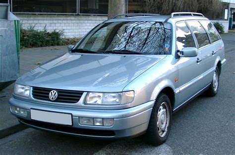 File:VW Passat B4 Variant front 20080212.jpg - Wikimedia Commons