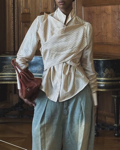 Hodan Yousuf on Instagram: "can you guess what piqued my interest ...