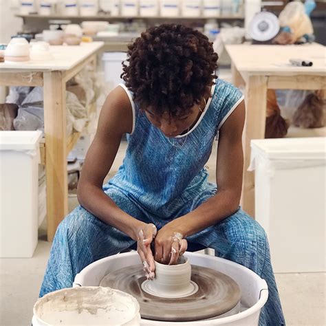 Bowl in One Ceramics Classes | Beginner Pottery Class Los Angeles ...