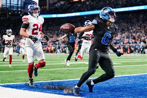 Lions vs Packers predictions, picks, odds for Thanksgiving Day game