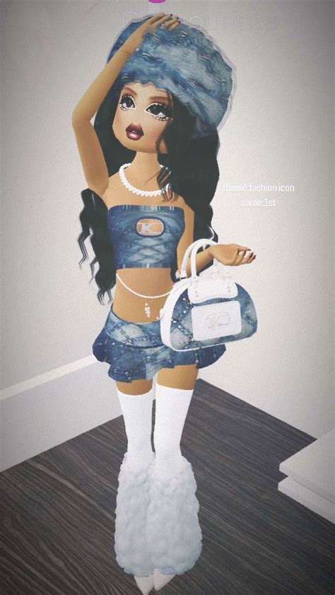 Fashion Icon Dress to Impress