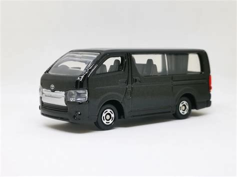 Tomica #113 Toyota Hiace – Mobile Garage HK