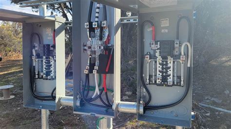 400 Amp Service with two 200 Amp disconnects...Is grounding adequate ...