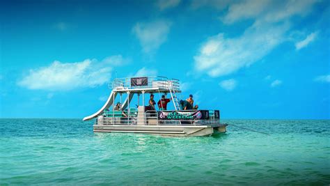 25' Slide Pontoon Rental - Key West Boat Rentals