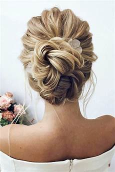 Dos For Wedding by 36 Timeless Classical Wedding Hairstyles Best Wedding Dos For Wedding
