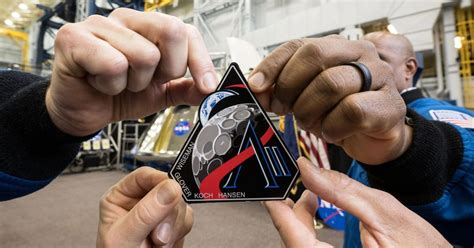 Artemis II mission patch: What it means, and how it honors ‘All’ | FOX6 ...