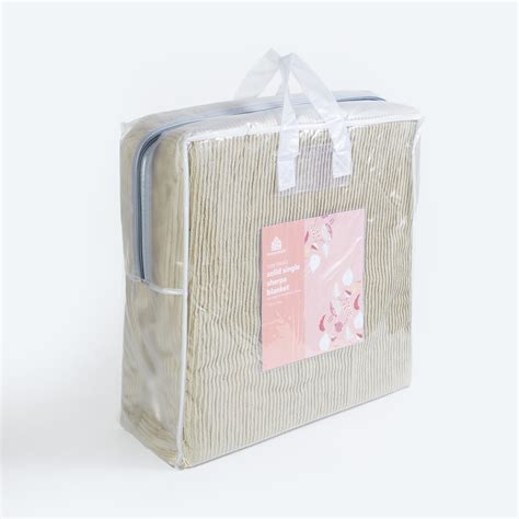 Buy Cozy Classics Sherpa Single Blanket from Home Centre at just INR 3999.0