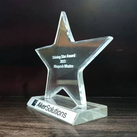 Crystal Award - Crystal Award Trophies Manufacturer from Mumbai