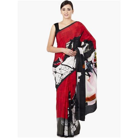 Karisma Kapoor’s typography sari will remind you of her top '90s song ...