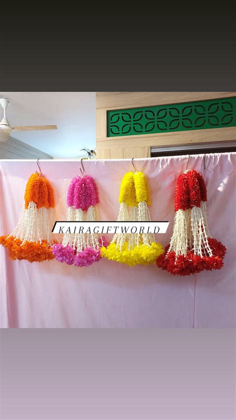 Lilly Cloth Hangings – KairaGiftWorld