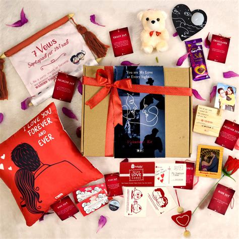 'Closer to Her Heart' 7-in-One Valentine’s Day Gift Hamper for Women ...