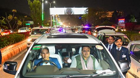 Rajasthan VIP Culture: राजस्थान में वीआईपी कल्चर खत्म, अब रेड सिग्नल पर ...