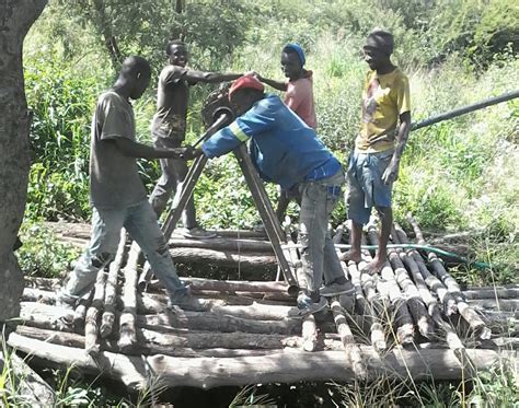 Small-Scale Mining 的图像结果