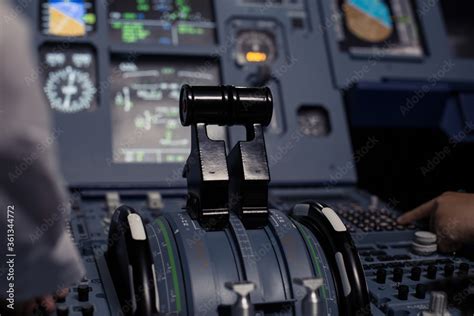 Small Plane Cockpit Controls 的图像结果